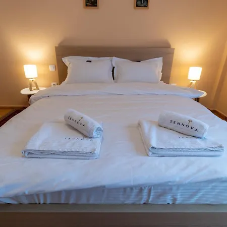Apartmán Zennova #5 Antigonidon Square Soluň