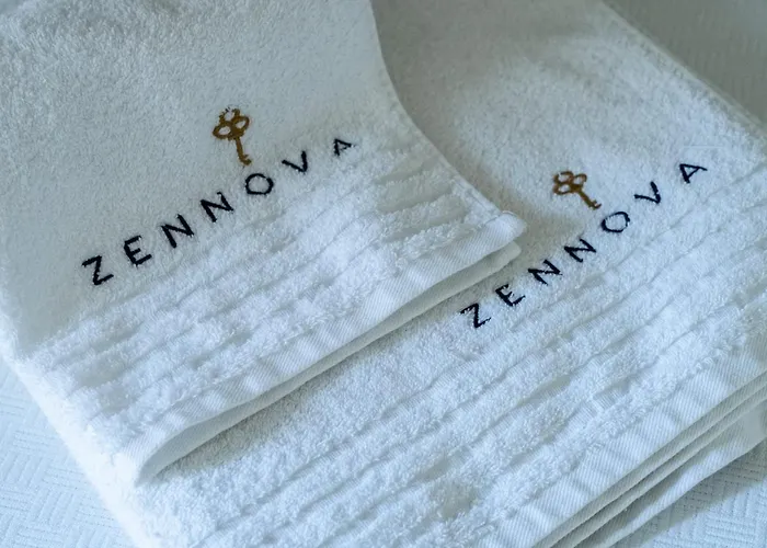 Zennova #5 Antigonidon Square Apartament *